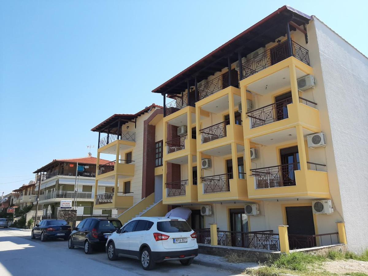 Hotel Kosmas Sarti Exterior foto