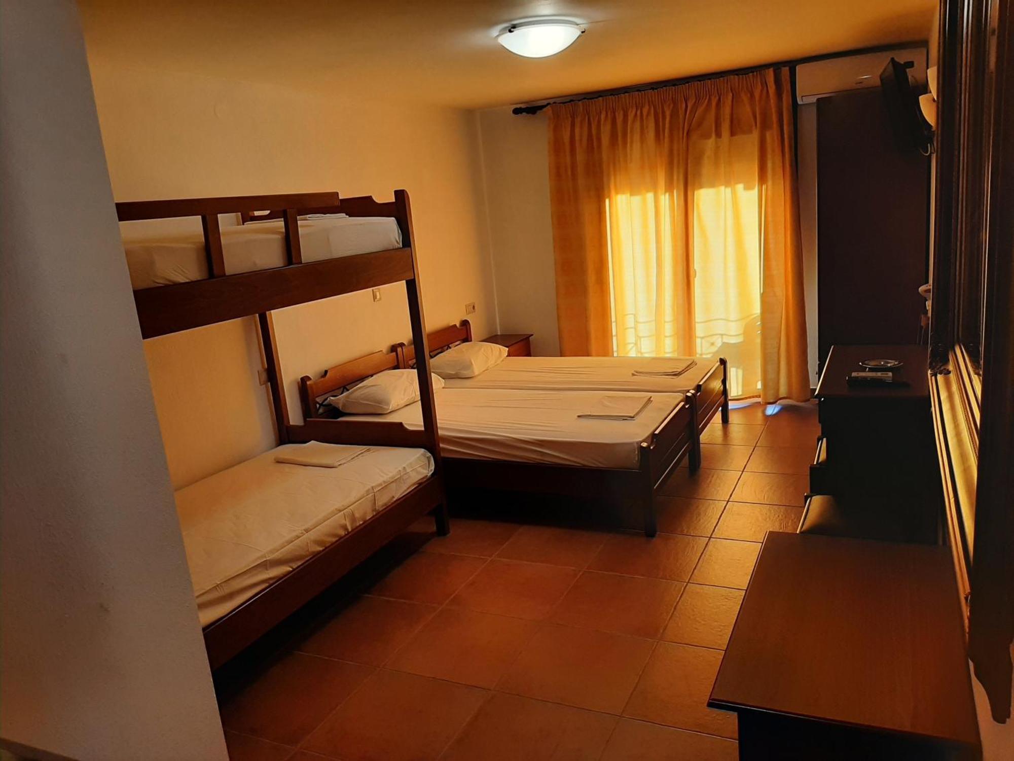 Hotel Kosmas Sarti Zimmer foto