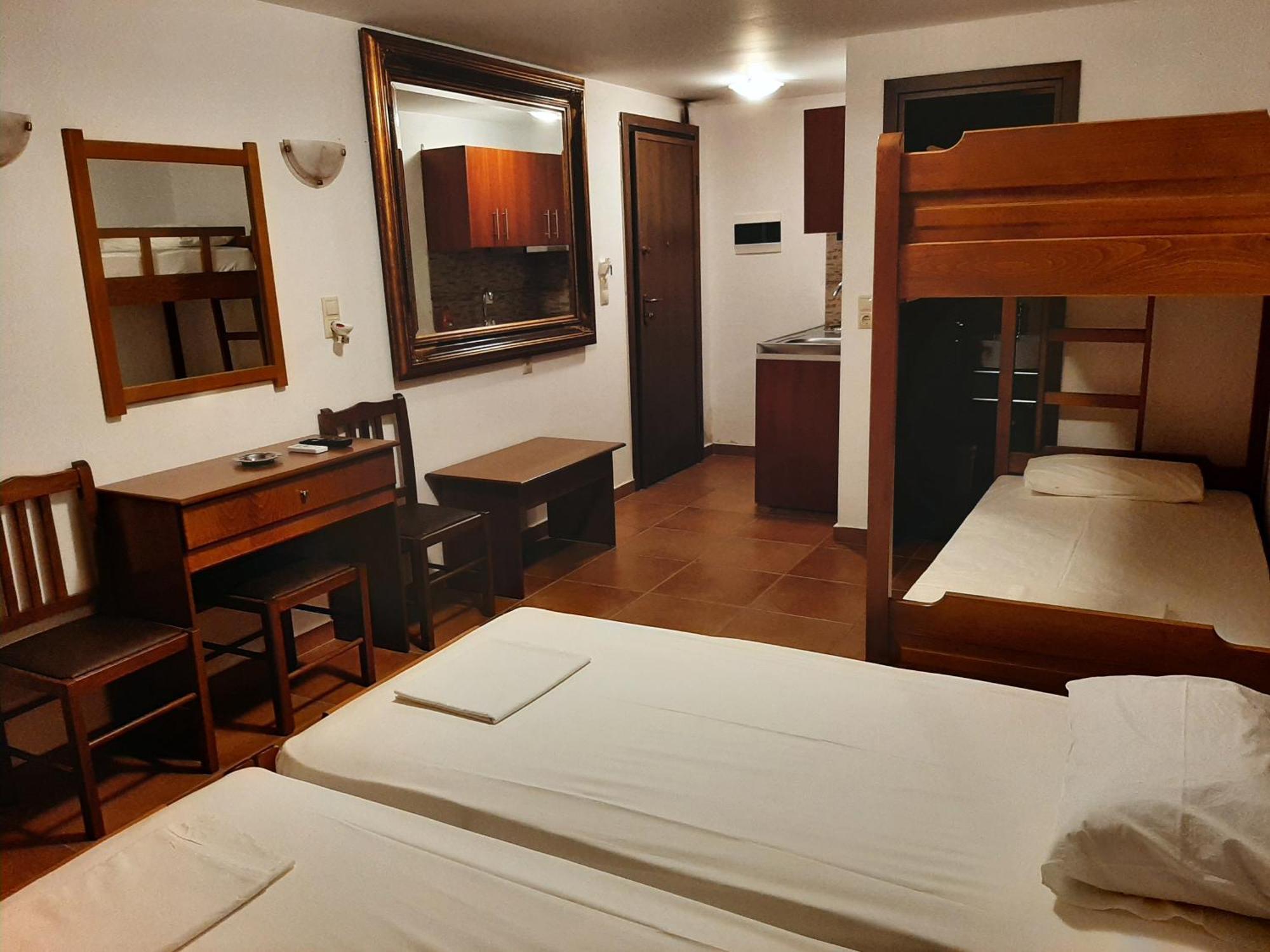 Hotel Kosmas Sarti Zimmer foto