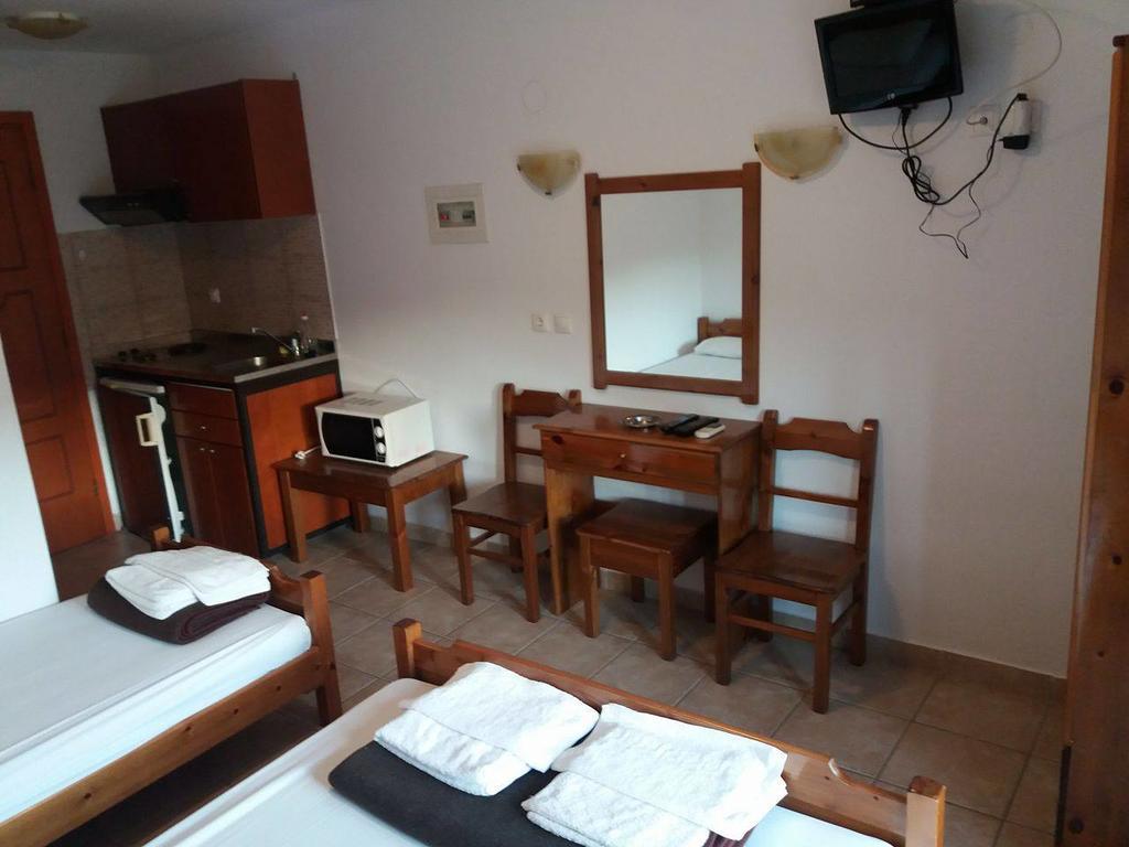 Hotel Kosmas Sarti Exterior foto