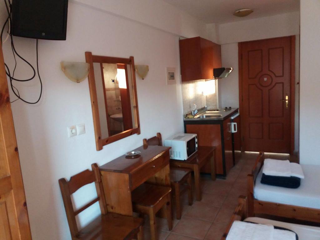 Hotel Kosmas Sarti Exterior foto